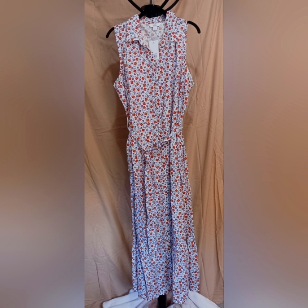 Ladie's Sleeveless Croft & Barrow Maxi Dress